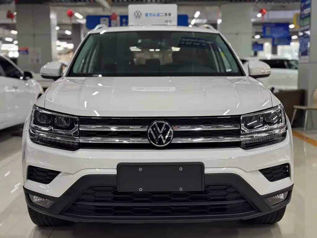 Volkswagen Tharu — фото 2