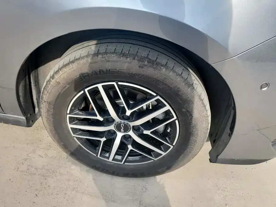 BYD Seal 05 DM-i — фото 6