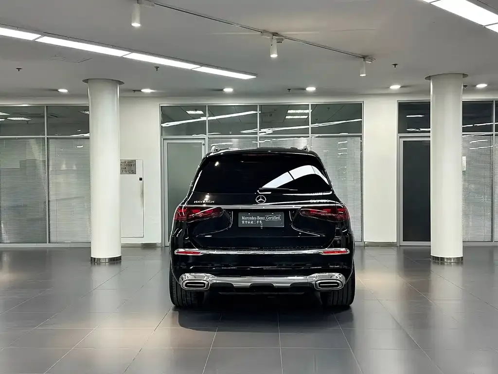 Mercedes-Benz GLS — фото 6