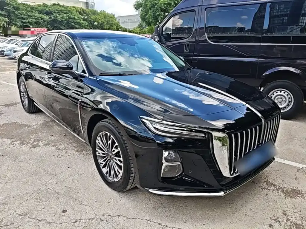 Hongqi H5 — фото 2