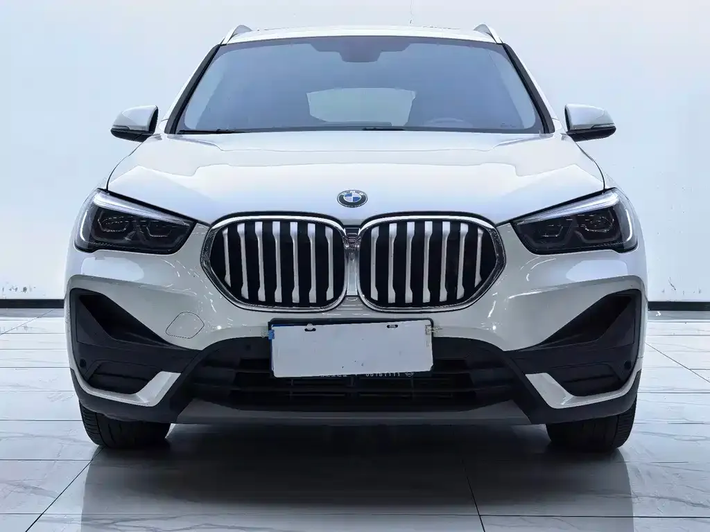 BMW X1 — фото 2
