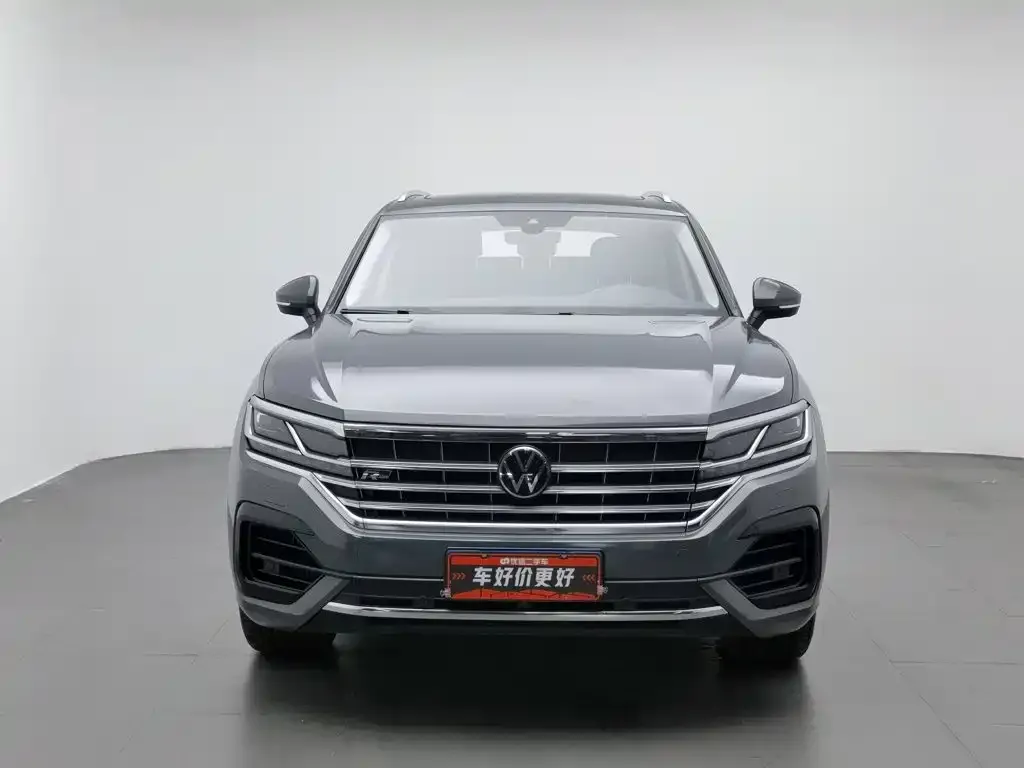 Volkswagen Touareg — фото 2