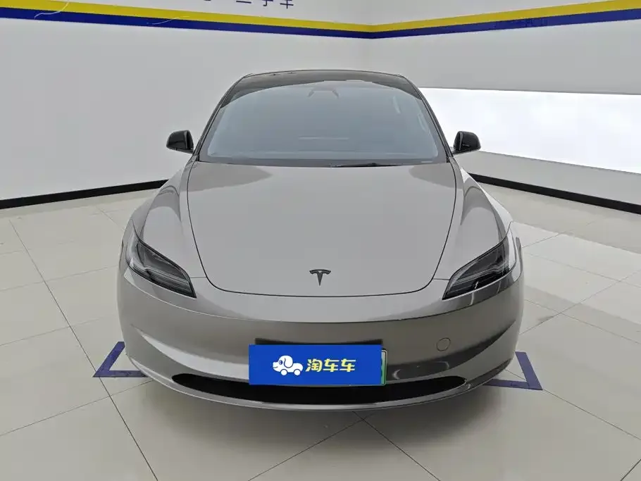 Tesla Model 3 — фото 8