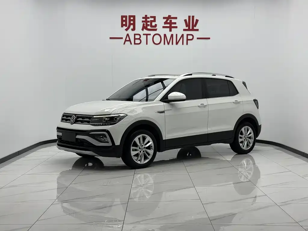 Volkswagen T-Cross — фото 1