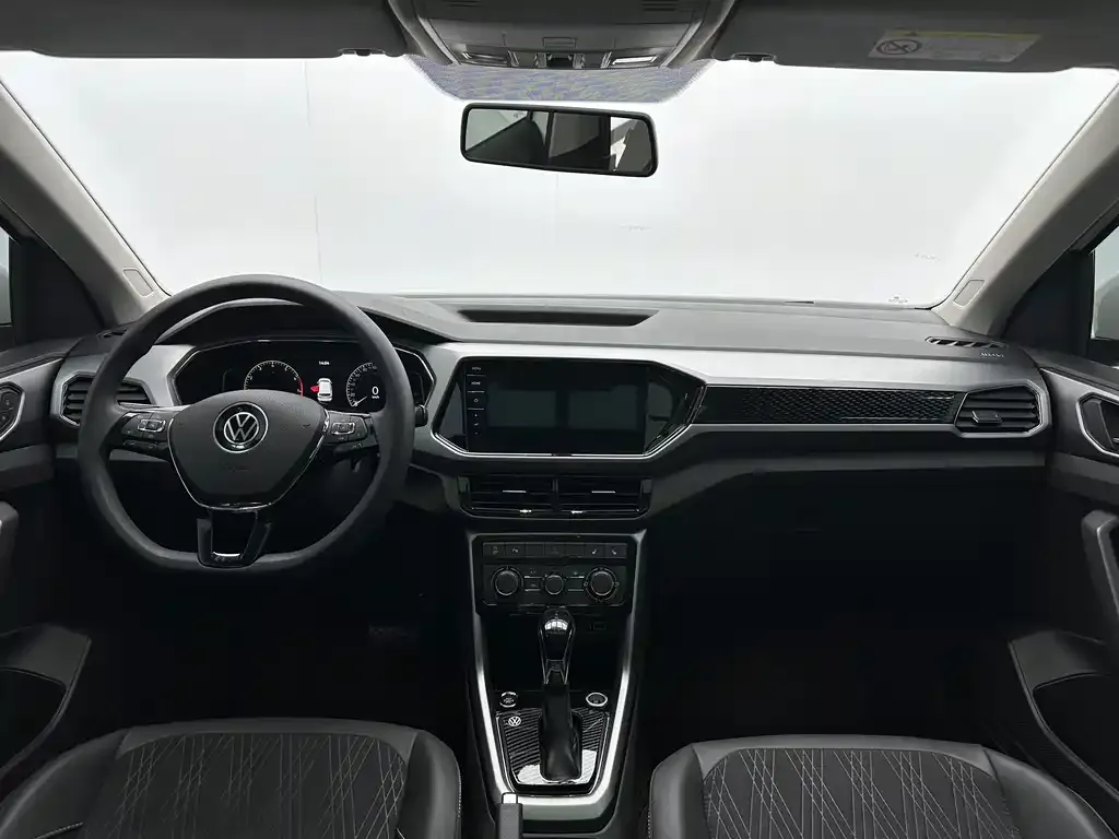 Volkswagen T-Cross — фото 8
