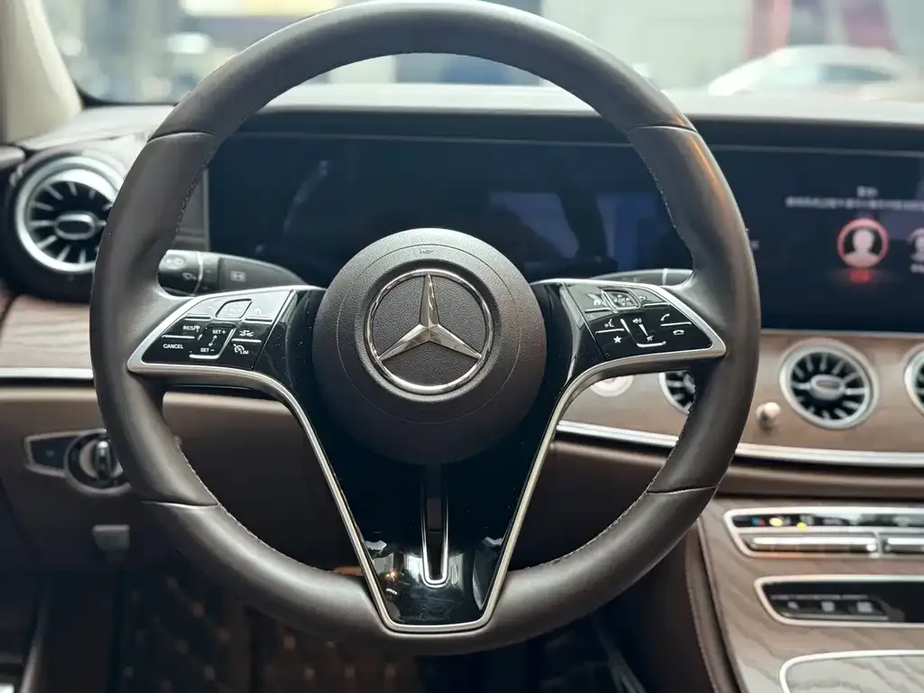 Mercedes-Benz E-Class New Energy — фото 6