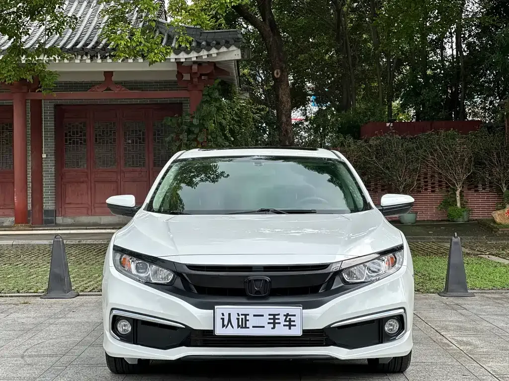 Honda Civic — фото 7