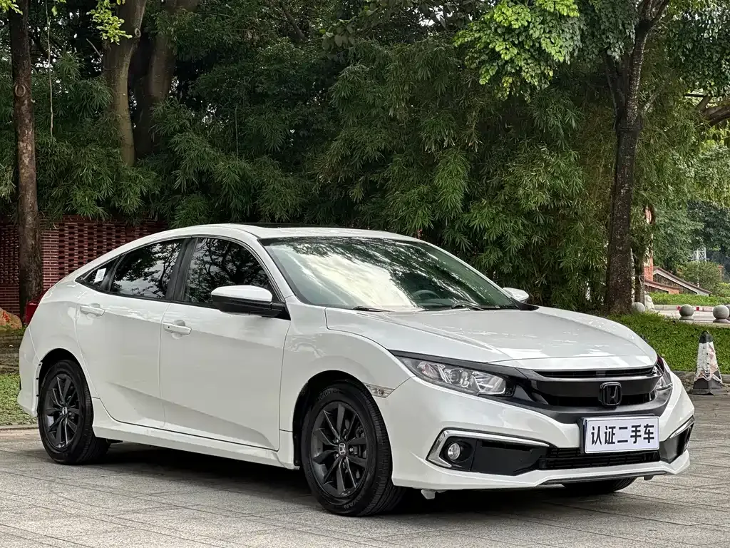 Honda Civic — фото 8