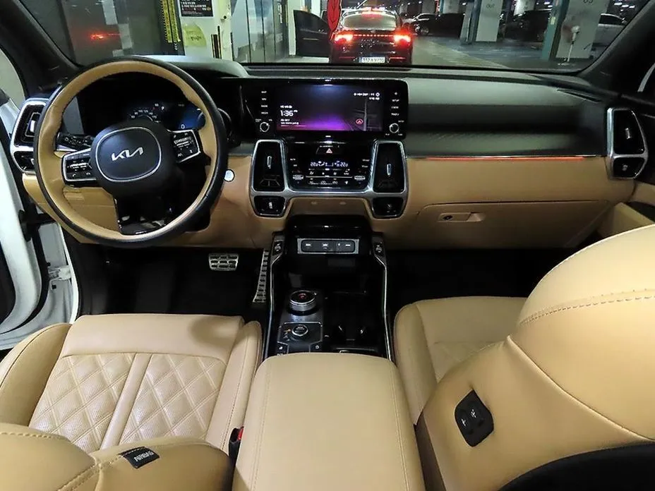 Kia Sorento — фото 6