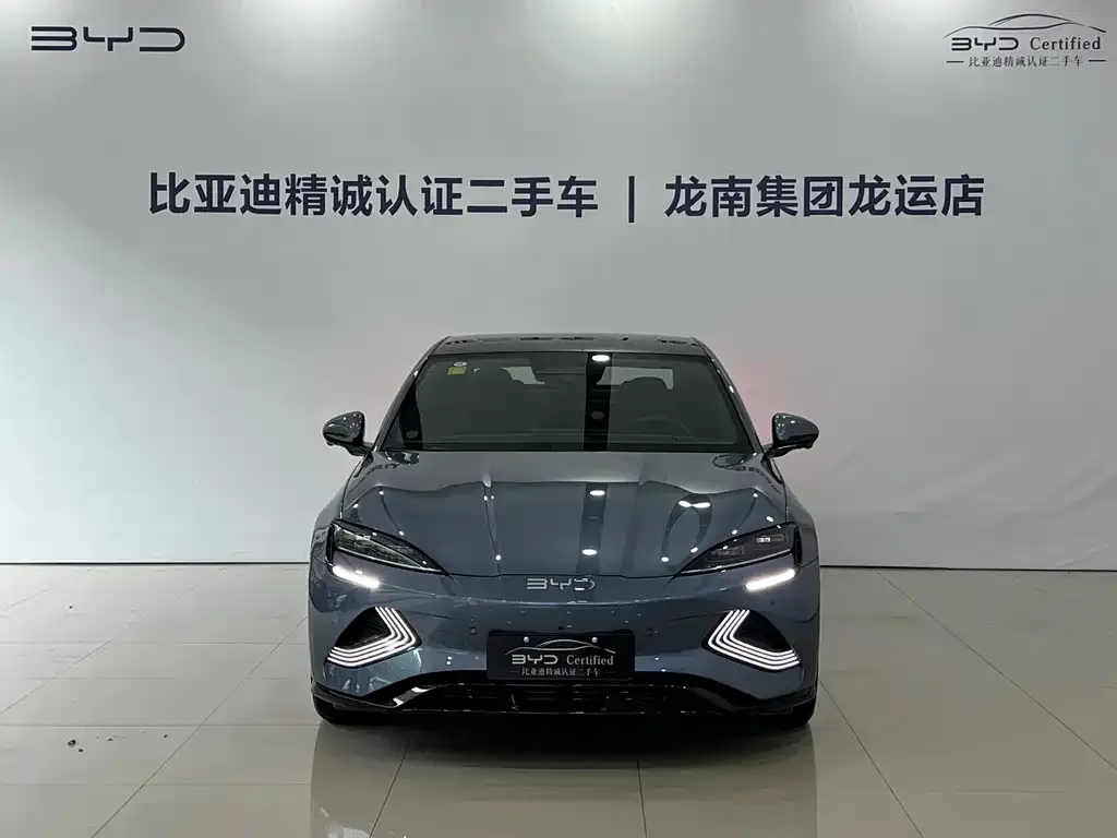 BYD Seal — фото 9