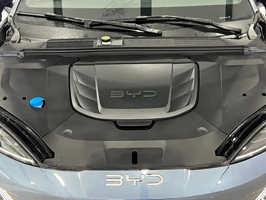 BYD Seal — фото 7