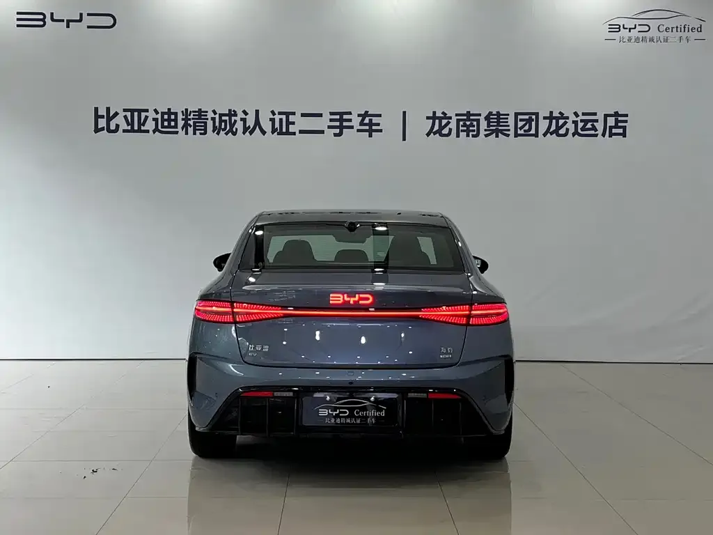 BYD Seal — фото 3