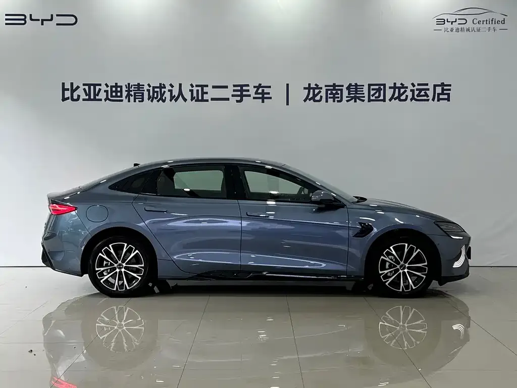 BYD Seal — фото 2