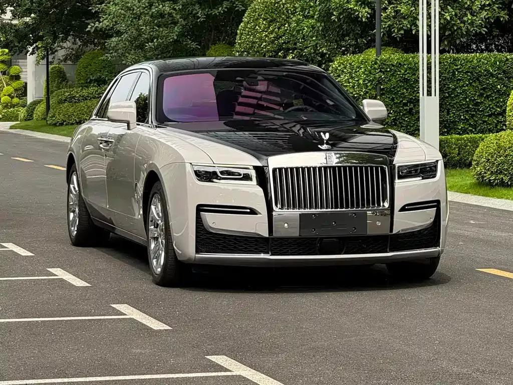 Rolls-Royce Ghost — фото 9