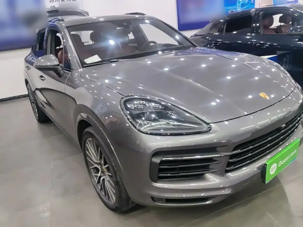 Porsche Cayenne — фото 10