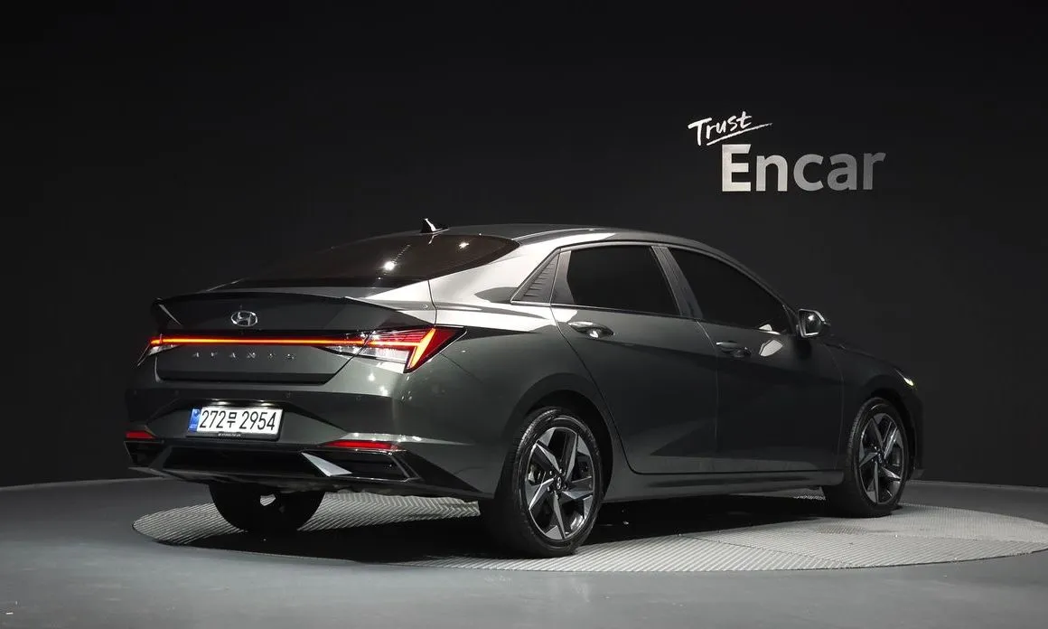 Hyundai AVANTE — фото 3