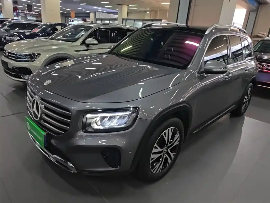 Mercedes-Benz GLB — фото 10