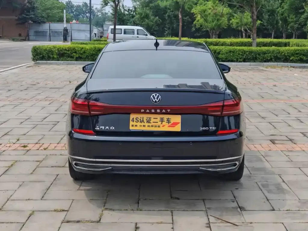 Volkswagen Passat — фото 2