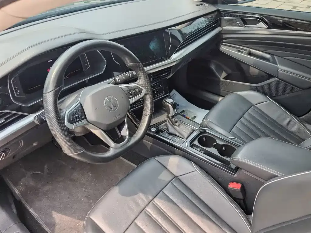 Volkswagen Passat — фото 8