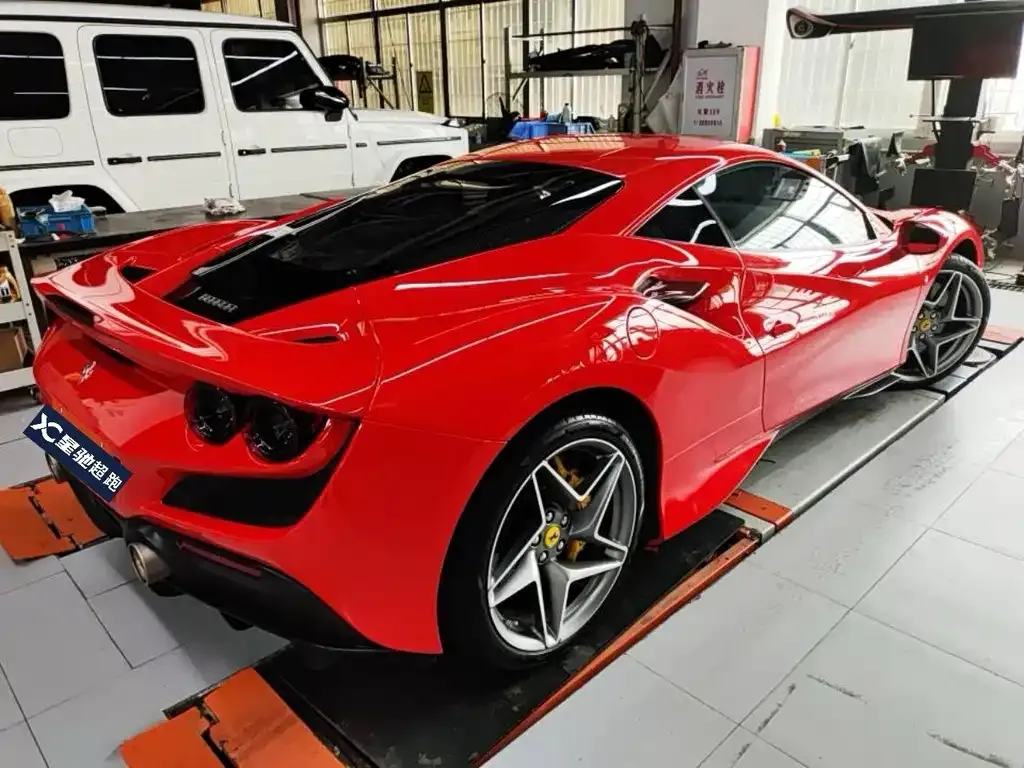 Ferrari F8 — фото 4