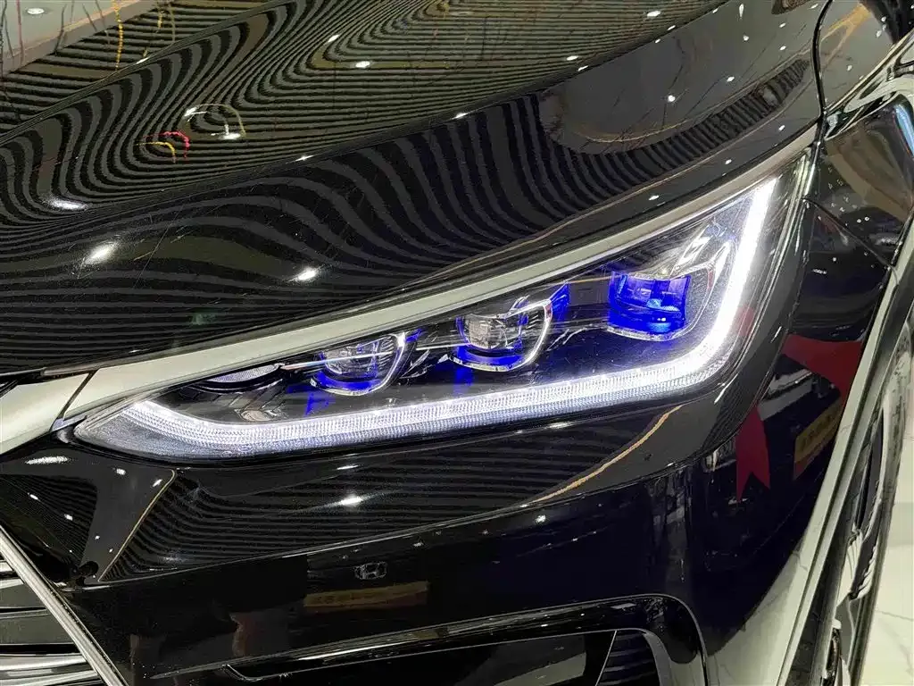 BYD Tang New Energy — фото 10