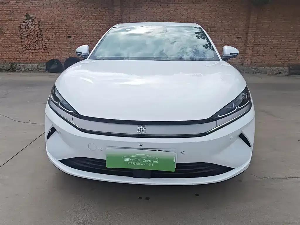 BYD Qin L — фото 10
