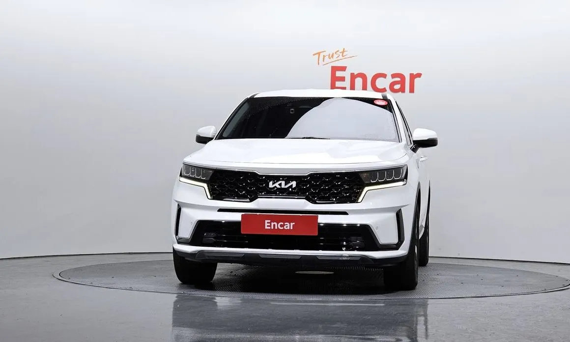 Kia Sorento — фото 8