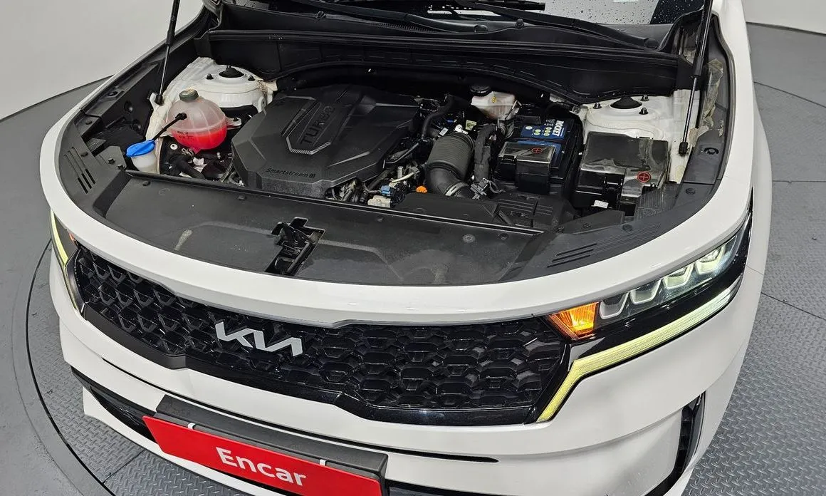 Kia Sorento — фото 9