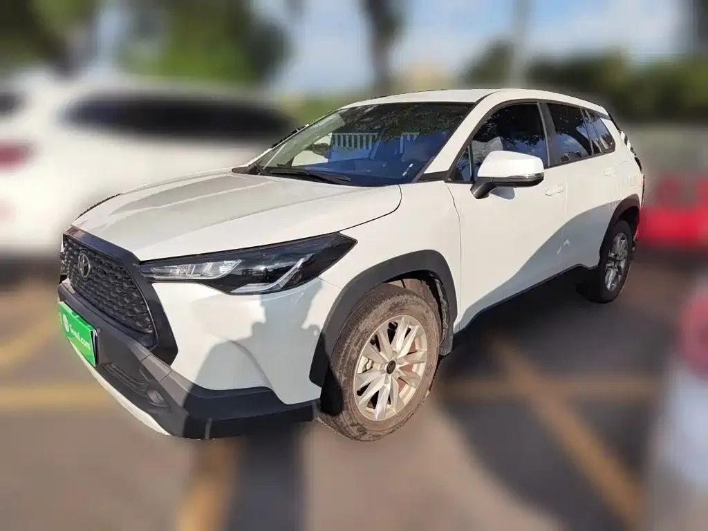 Toyota Corolla Cross — фото 1