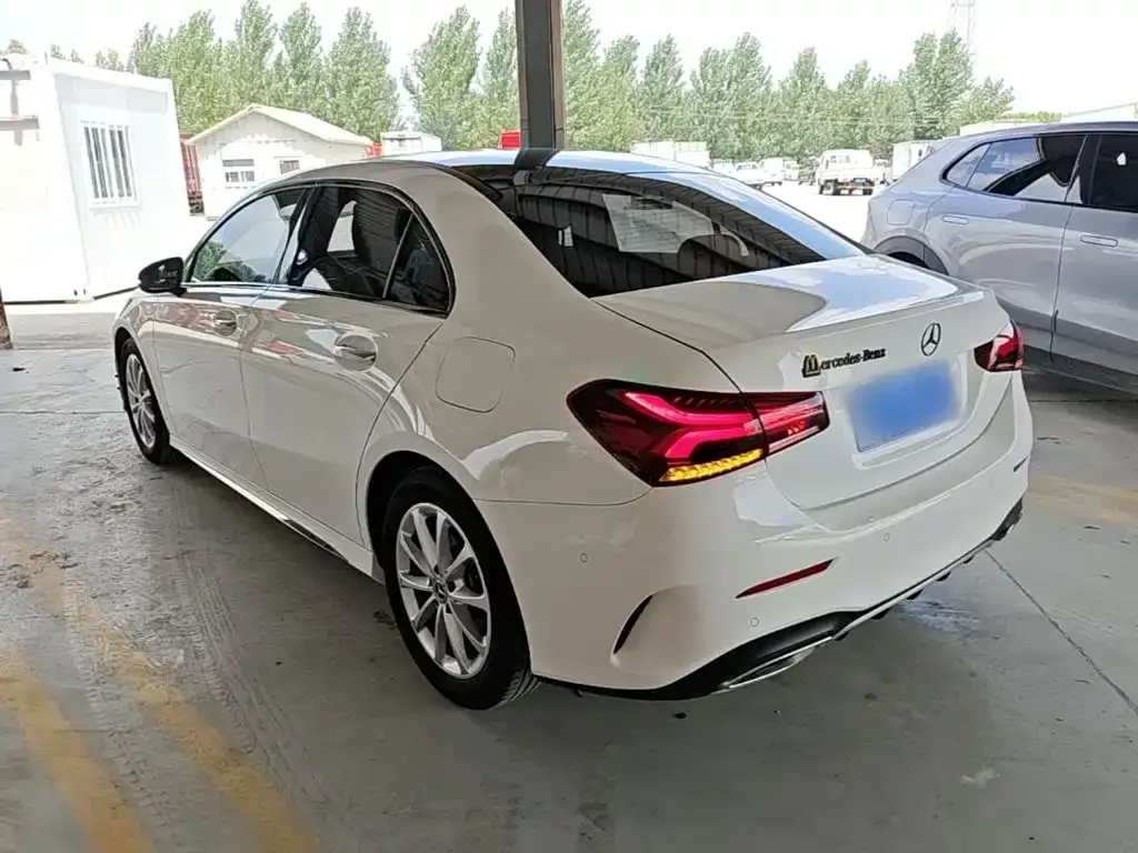 Mercedes-Benz A-Class — фото 10