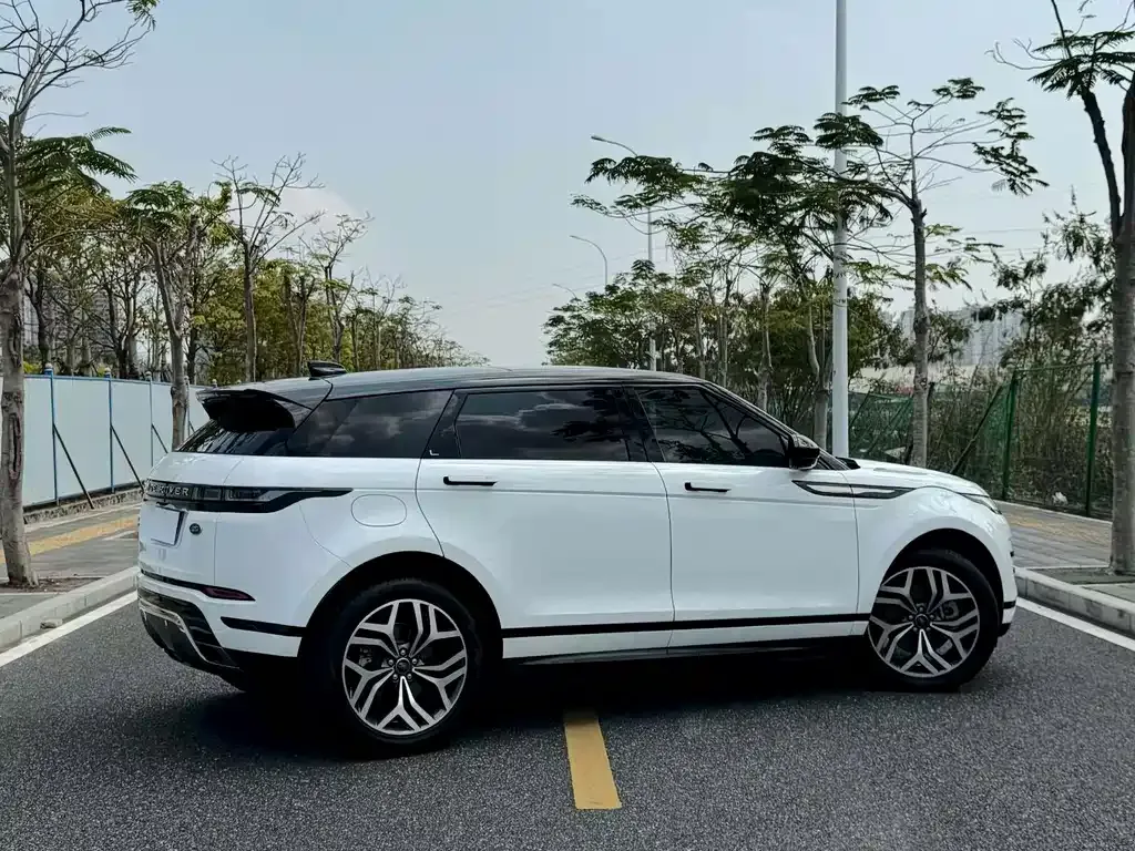 Land Rover Evoque — фото 4