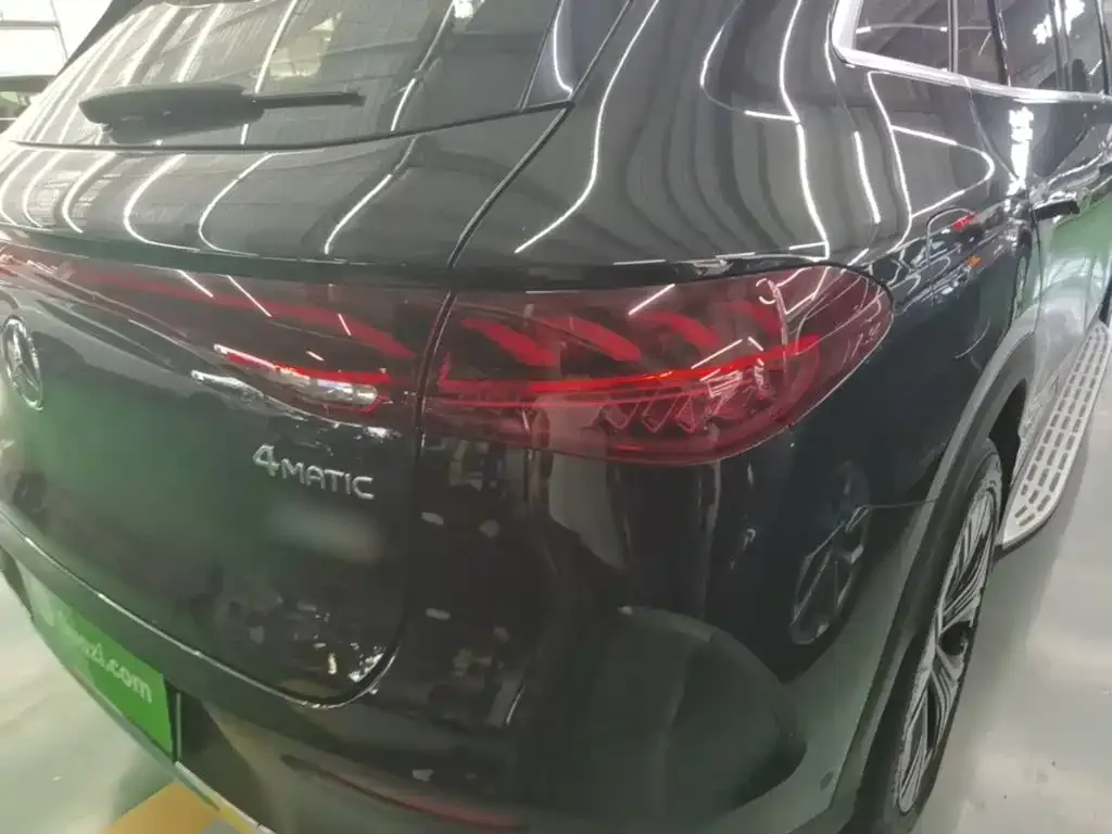 Mercedes-Benz EQE SUV — фото 2
