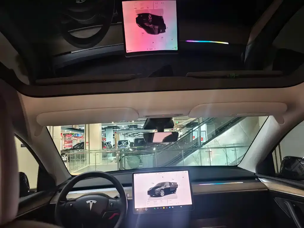 Tesla Model Y — фото 7