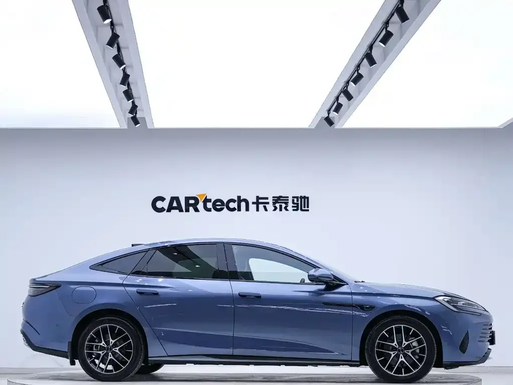 BYD Seal 07 DM-i — фото 7
