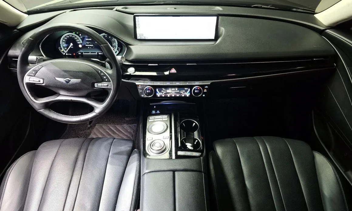 Genesis G80 — фото 10