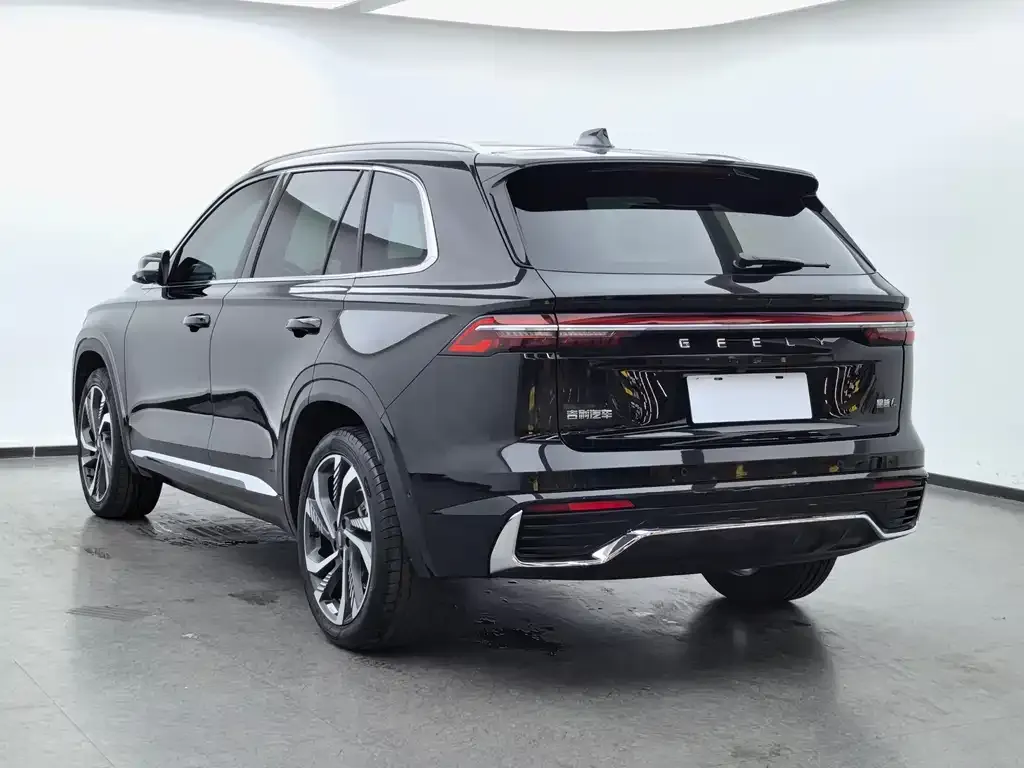 Geely Xingyue L — фото 10