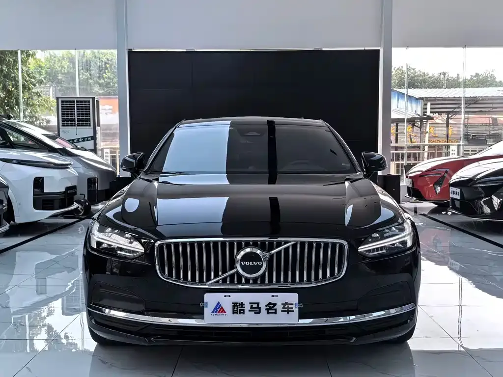 Volvo S90 — фото 9