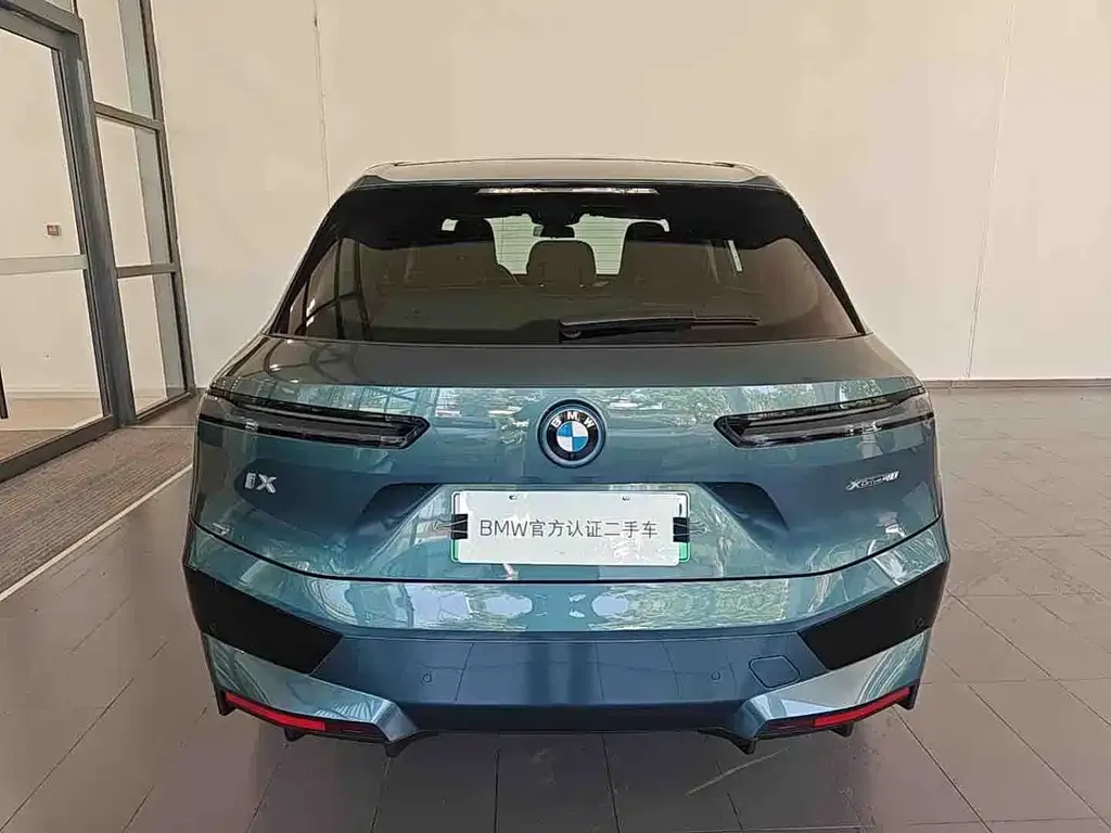 BMW iX — фото 10