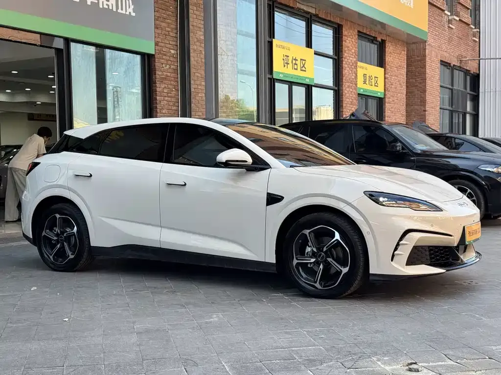 BYD Seal 06GT — фото 3