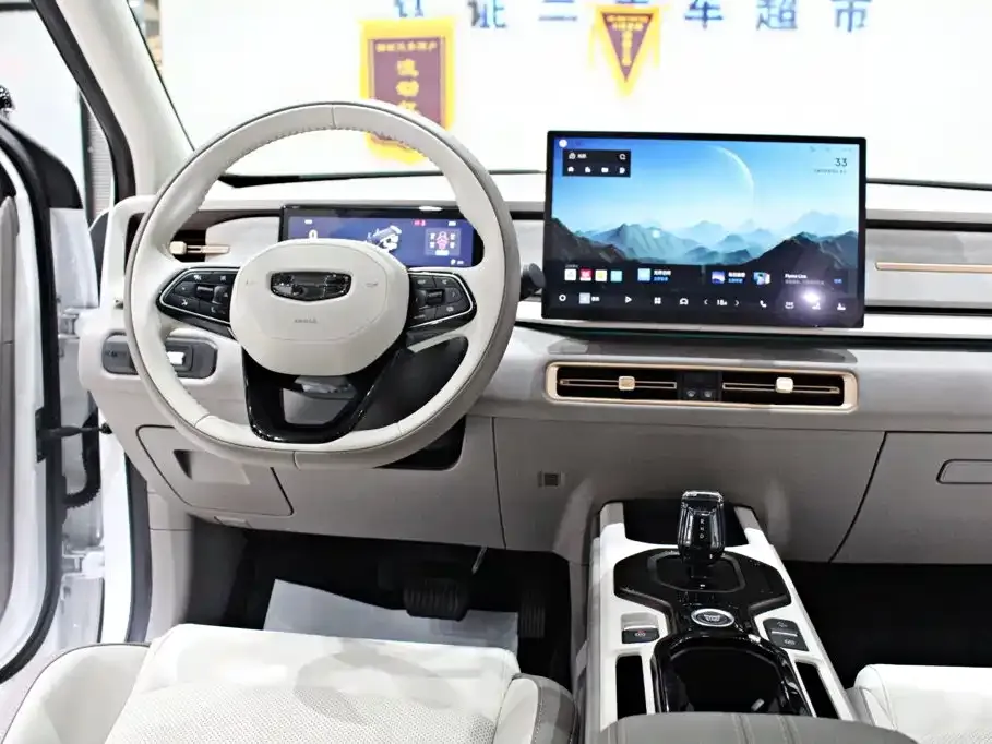 Geely Icon — фото 9