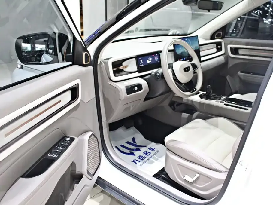 Geely Icon — фото 8