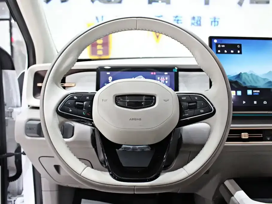 Geely Icon — фото 10