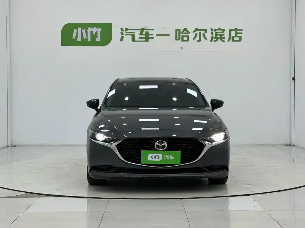 Mazda 3 Axela — фото 4