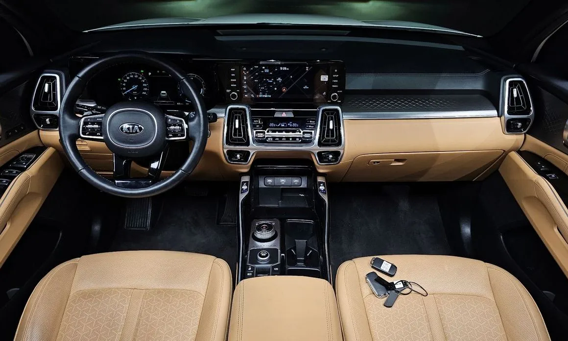 Kia Sorento — фото 10