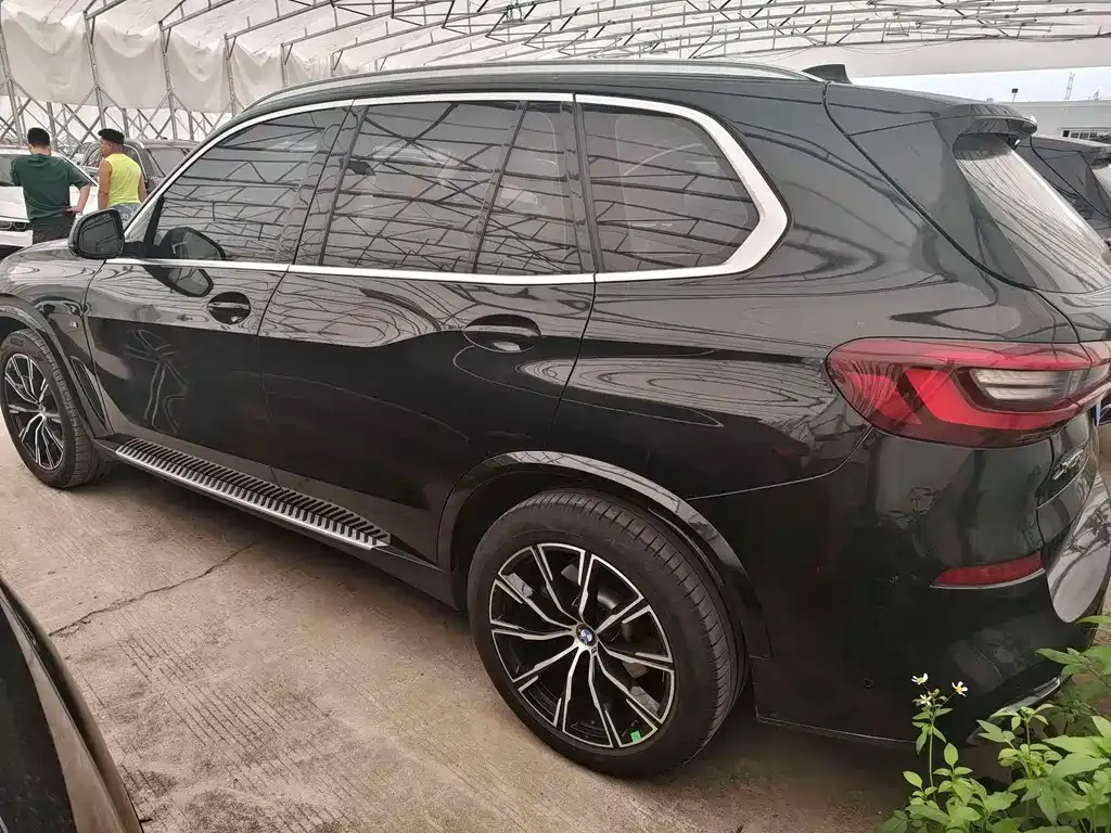 BMW X5 (Import) — фото 9