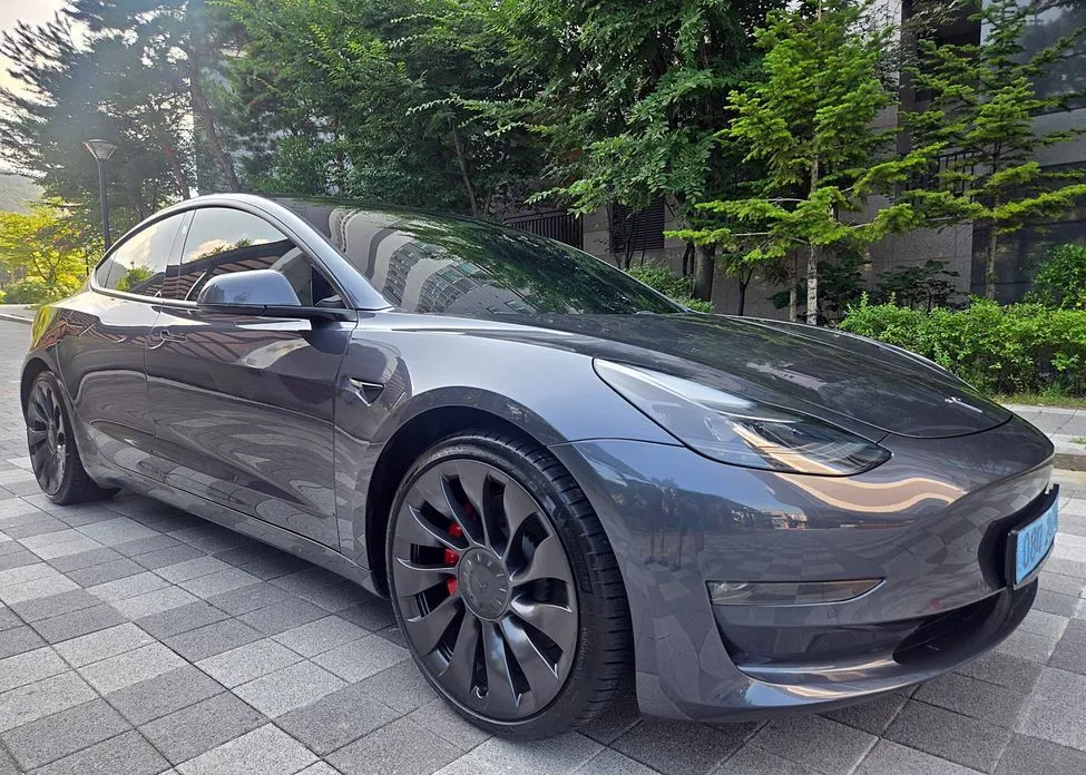 Tesla Model 3 — фото 6