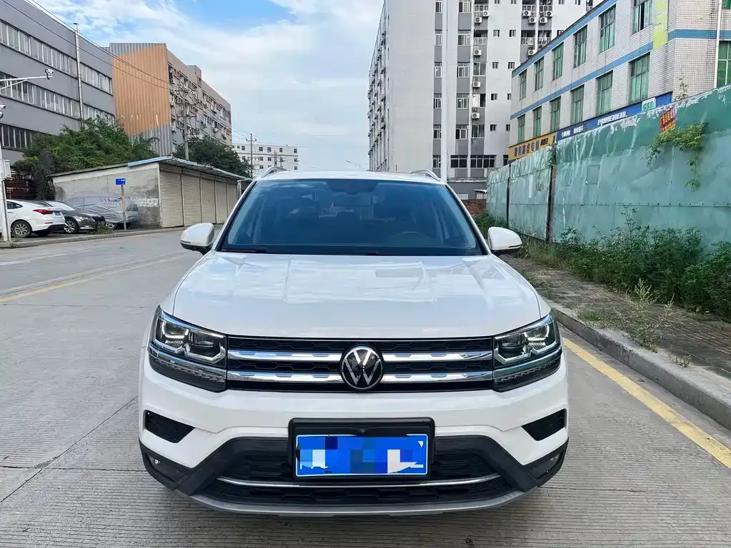 Volkswagen Tharu — фото 9