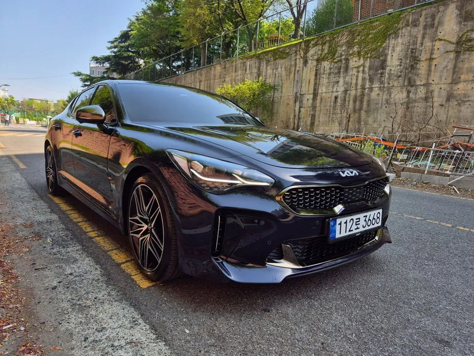 Kia Stinger — фото 1