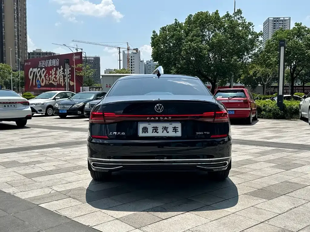 Volkswagen Passat — фото 4