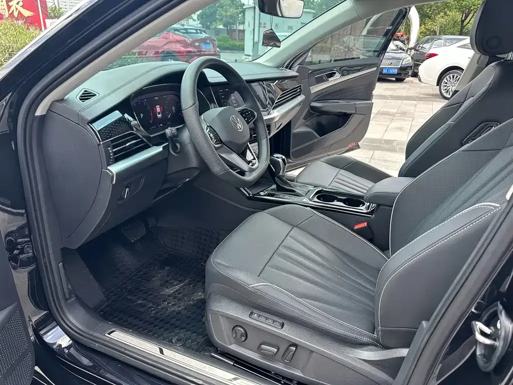 Volkswagen Passat — фото 7